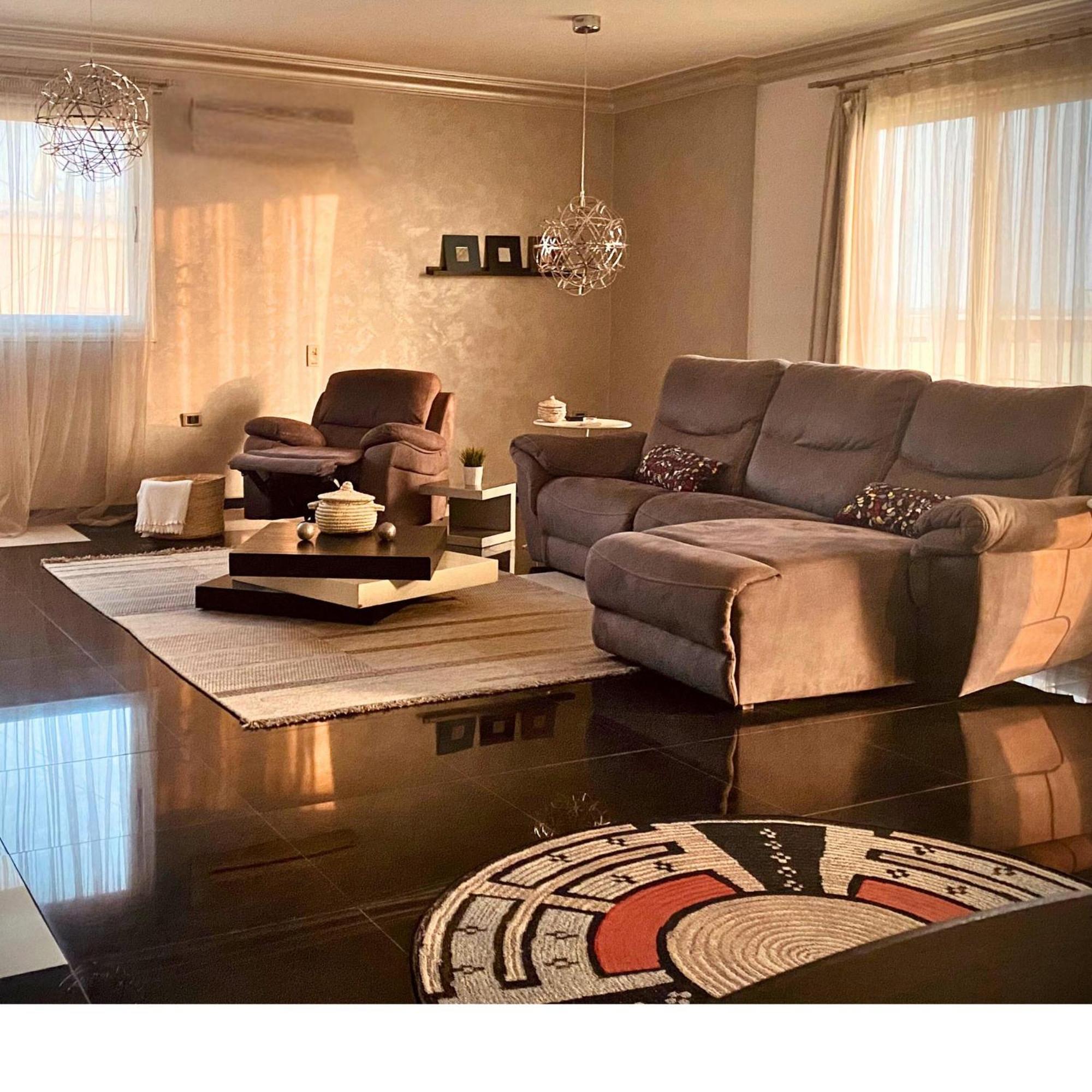 Apartment Urban Bliss Luxurious Penthouse Cairo