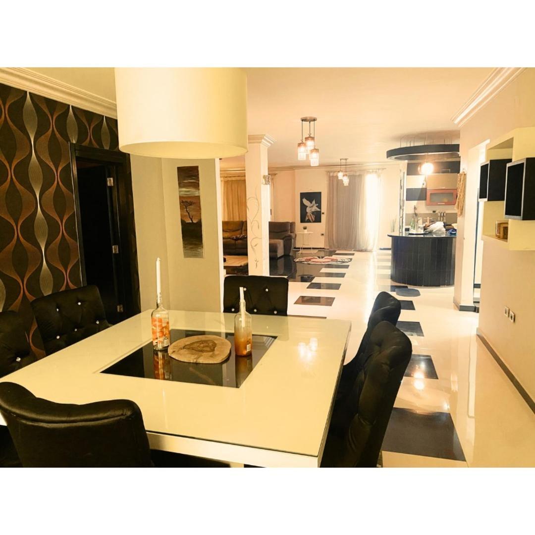 Urban Bliss Luxurious Penthouse *